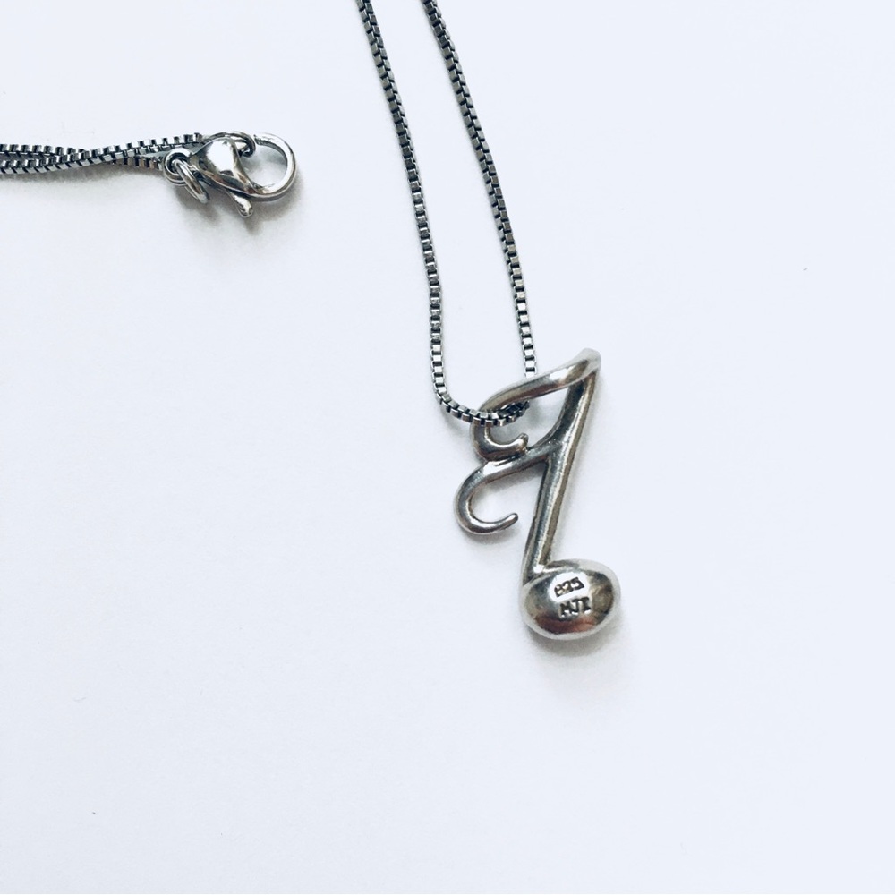 925 Sterling Silver Music Note Pendant - Picture 3 of 4